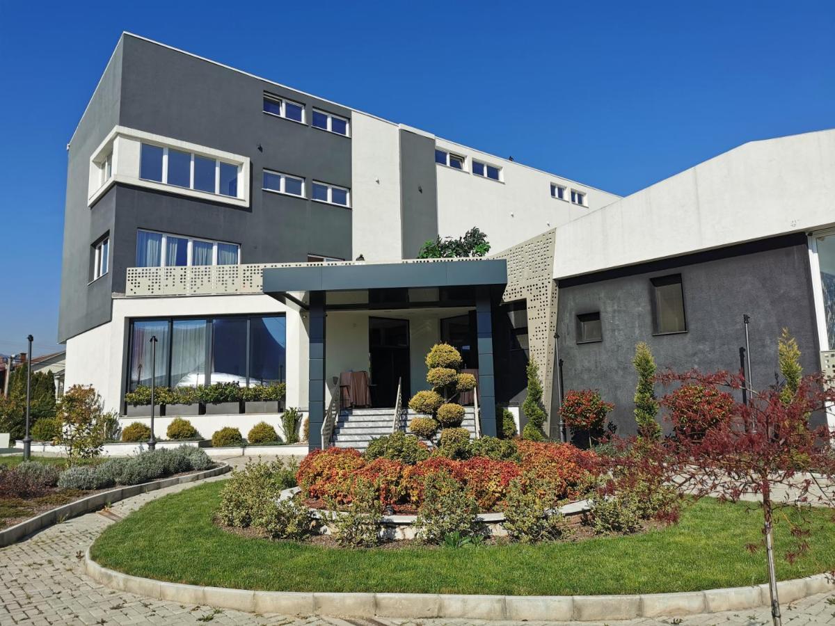 Guest Rooms Denicija Skopie Exterior foto