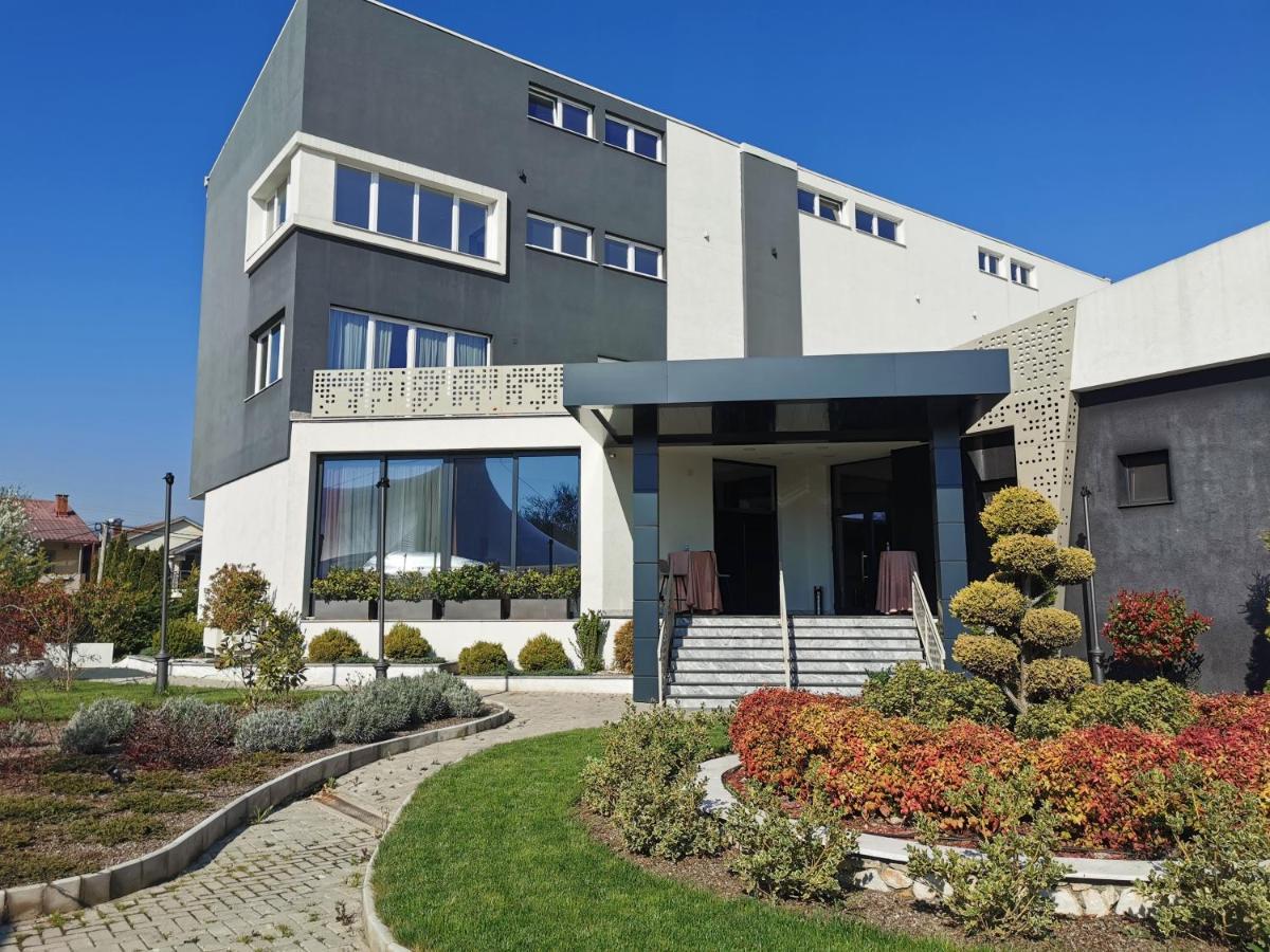 Guest Rooms Denicija Skopie Exterior foto